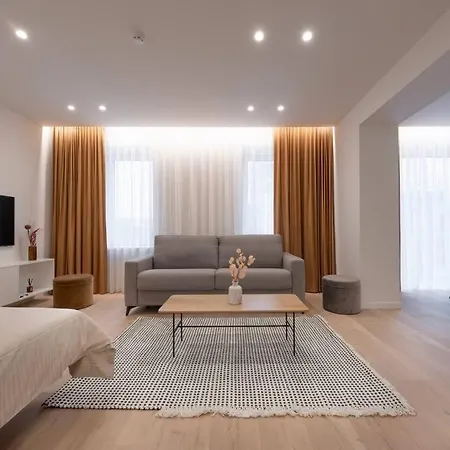 Downtown Getaway By Prime Iii Apartment Kaunas